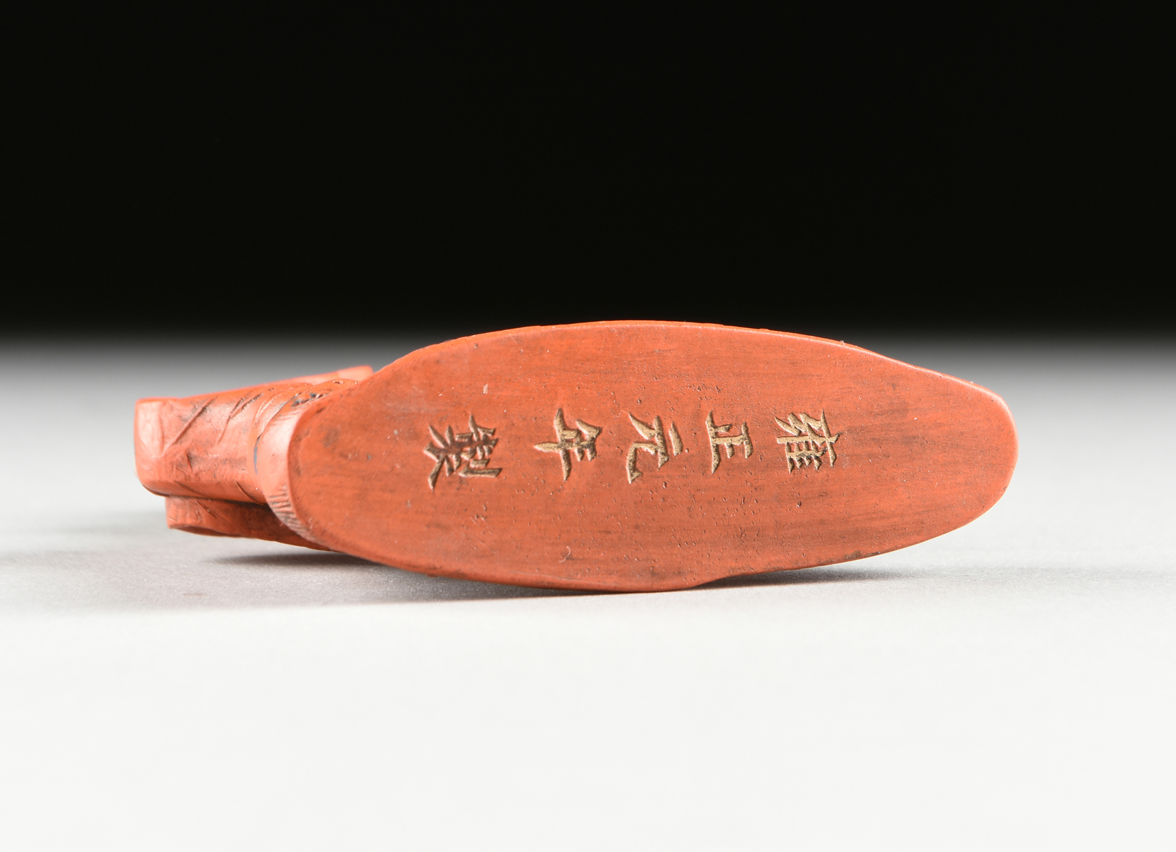 A FAR EAST ASIAN PARCEL GILT ORANGE LACQUER SEAL, LATE 19TH/EARLY 20TH CENTURY, a vegetal lotus leaf - Image 6 of 6