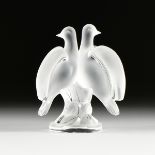 A LALIQUE FROSTED CRYSTAL DOVES GROUP, "ARIANE", SIGNED, NUMBER 11638, LATE 20TH CENTURY, molded