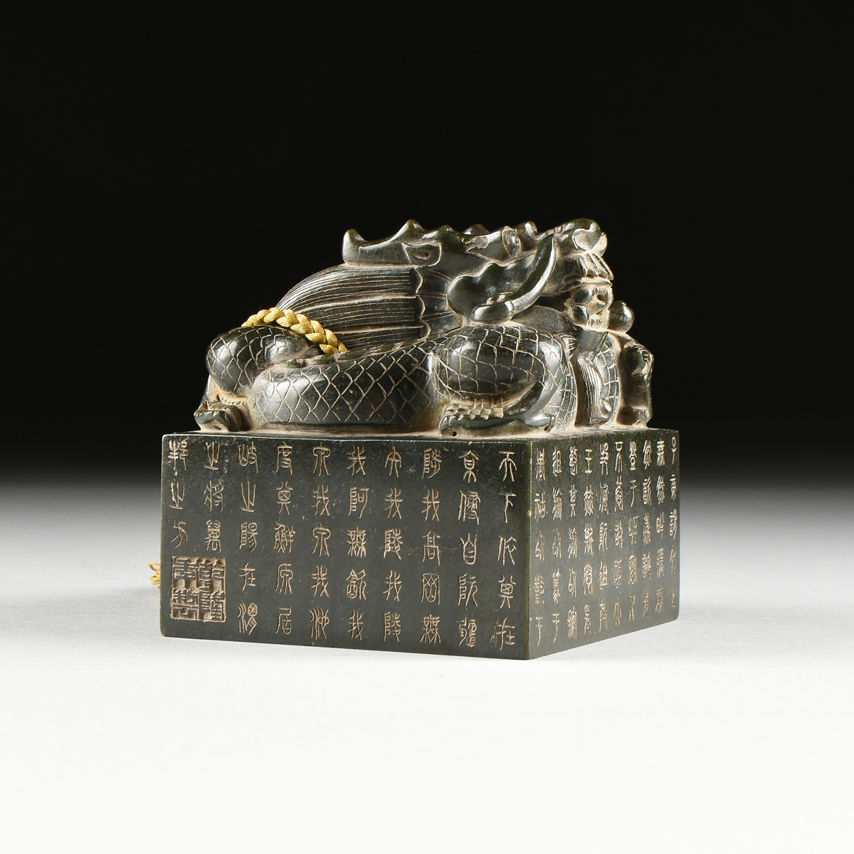 A QING DYNASTY STYLE DARK GREEN HARDSTONE COURT SEAL FOR DELIVERING INSTRUCTIONS IN A ZITAN BOX, - Image 2 of 11