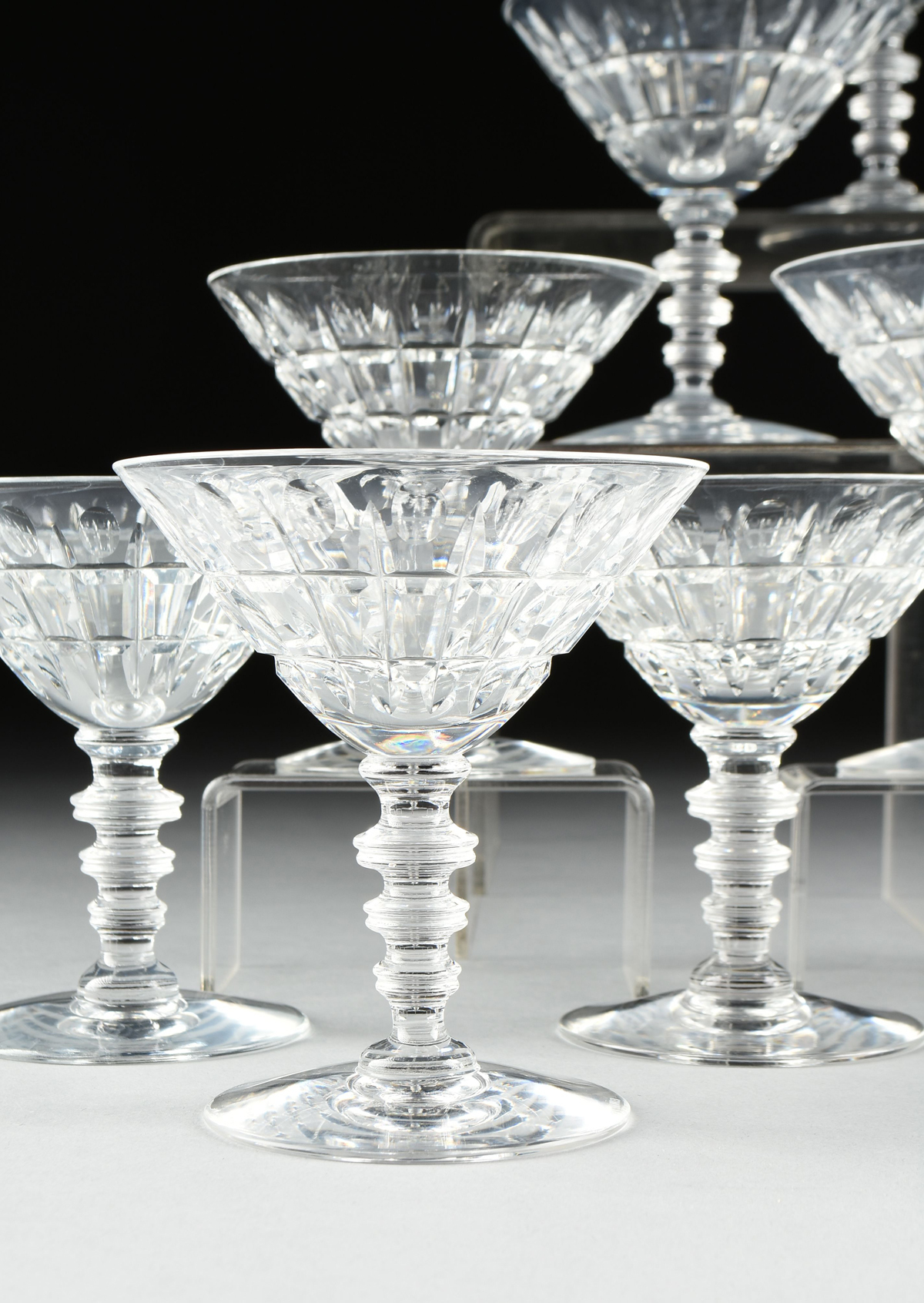 A SET OF TWELVE HAWKES CUT GLASS CHAMPAGNE COUPE STEMWARE, VERNAY PATTERN, SIGNED, 20TH CENTURY, - Image 2 of 6