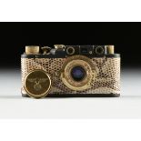 A MODIFIED RUSSIAN ZORKI/FED LEICA D.R.P. ERNST LEITZ WETZLAR STYLE GILT AND BLACK ENAMELED METAL