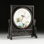 A CHINESE EXPORT FAMILLE ROSE PORCELAIN PLAQUE ON STAND, MODERN, signed, presented in a pierced
