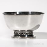 Alphonse La Paglia for International Sterling Silver Bowl, Connecticut, mid-20th century, with a