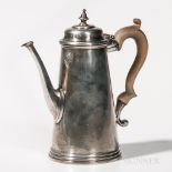 Ensko Georgian-style Sterling Silver Coffeepot, New York, 20th century, ht. 8 1/2 in., approx. 21.