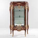 Pair of Louis XV-style Mahogany-veneered and Gilt-metal-mounted Floor Vitrines, modern, central