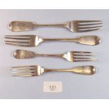 Three Victorian fiddle pattern forks and a Georgian one, 236g