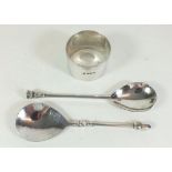 Two Garrards silver seal top spoons and a silver napkin ring 44g