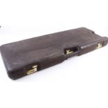 Beretta leather clad gun case, red velour lined interior for two sets of barrels up to 34 ins, brass