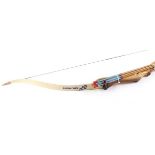 SF Archery Optima + 68 ins 20lbs recurve bow with set of 6 blue painted wooden arrows