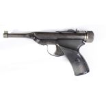 .22 Hy-Score Target Model 586 air pistol, open sights Purchasers Note: This Lot cannot be shipped