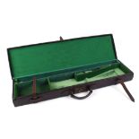 Black leather gun case, brown straps not original, green baize lined interior fitted for up to 30