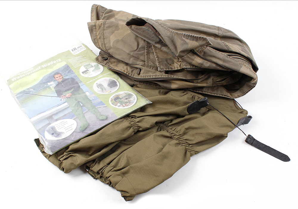 Camo jacket (size M approx.); Pair rip-stop nylon gaiters; Pair waterproof waders, size XXL - Image 2 of 2