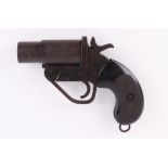 (S1) 1 ins British Military flare pistol, steel barrel and frame with broad arrow stamp, black