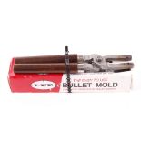 Boxed Lee 12 bore 7/8oz slug bullet mould; RCBS wooden mould tool
