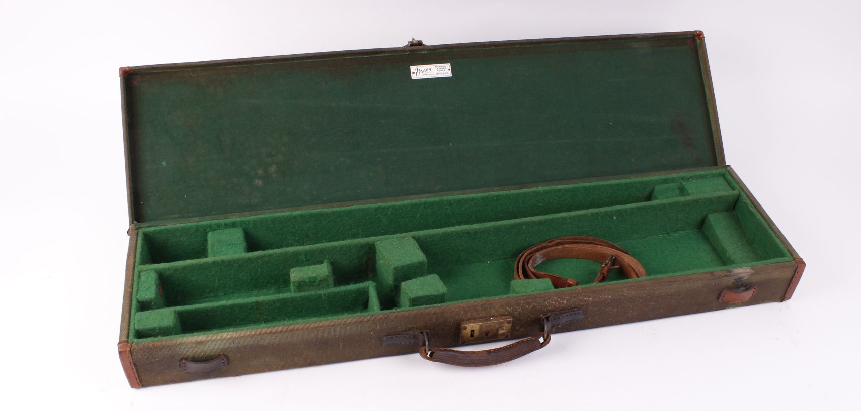 Brady canvas and leather gun case with green baize lined refitted interior for 28 ins barrels (max - Image 2 of 2