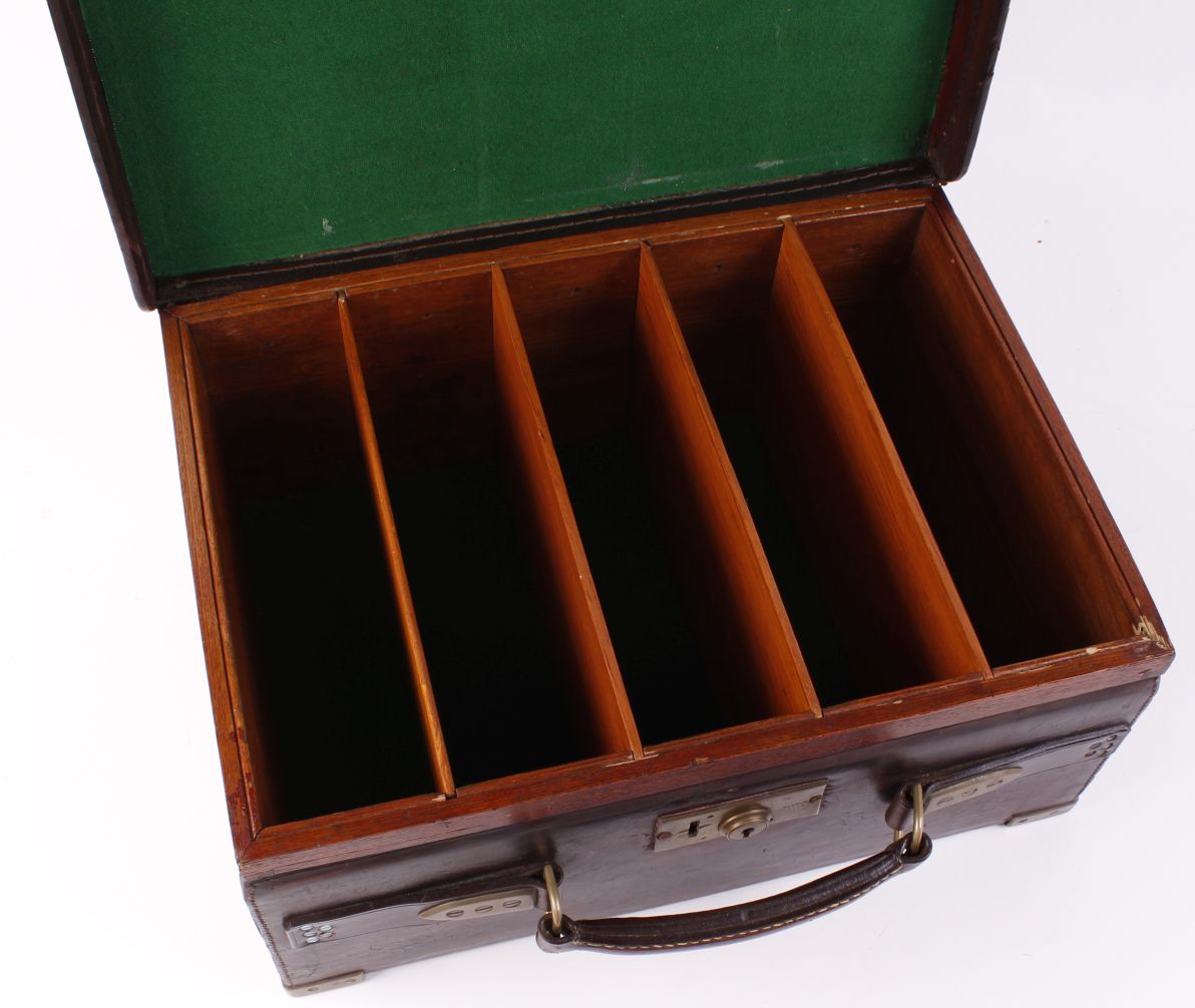 Large leather cartridge magazine with brass corners, 5 internal wooden compartments for approx. - Image 2 of 2