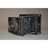 A Zeiss Ikon Nettel 870/7 9 x 12 cm Press Plate Camera, condition P, missing focusing knob, rear