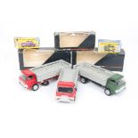Kirk/Tekno Ford D 800 Truck, two examples, one dark green cab, one red cab, with 914 Ford Dump