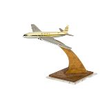 A post-war De Havilland Comet Desk Ornament, a cast painted aluminium B.O.A.C. Comet G-AYLP desk