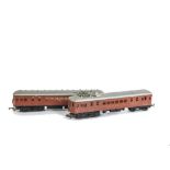 Tri-ang Australian built 00 Gauge Sydney Suburban 2-Car set, in darker shade of orange, Power car