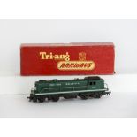 Tri-ang 00 Gauge R155 Transcontinental early green Diesel Switcher, in original box, VG, lacks