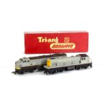 Tri-ang and Tri-ang Hornby 00 Gauge Transcontinental CP Diesel Locomotives, R155 grey and maroon