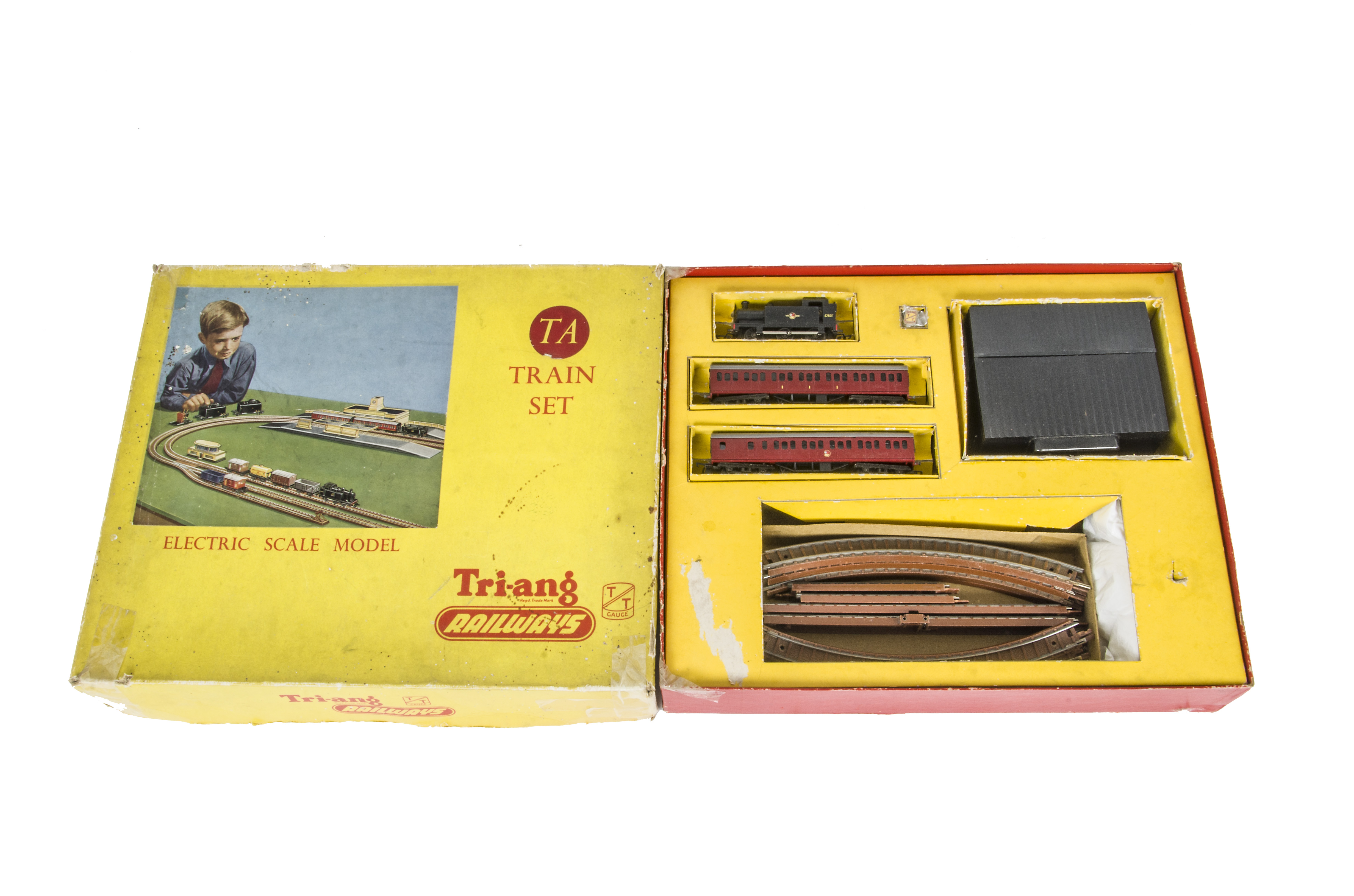 Tri-ang TT Gauge TA Train Set, comprising BR black Jinty, two BR maroon Suburban coaches, oval of