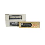 Liliput HO Gauge Electric Locomotives, boxed trio comprising, 11900, BR E94 of the DB in green