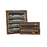 Liliput HO Gauge Rheingold Coaches, boxed 820, set of five Rheingold coaches of the DR in purple and