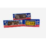 USA Trains and American Mainline G Scale Freight Cars, boxed group of five including, R12053 Bay