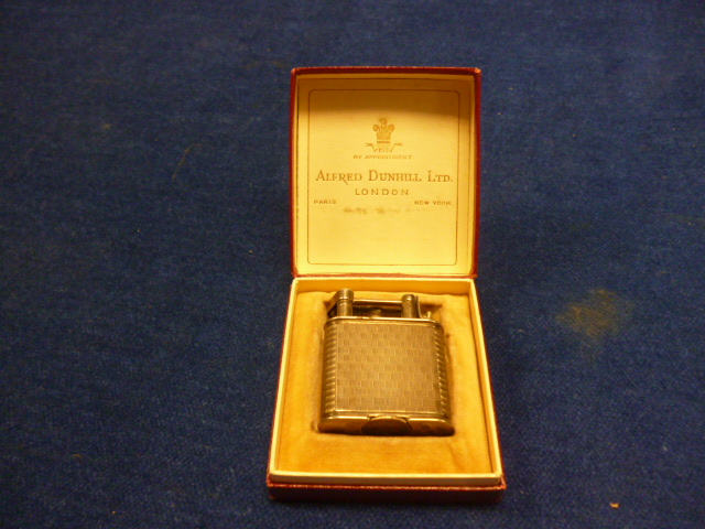 A 1920s silver cigarette lighter by Alfred Dunhill, in box, together with a similar aged 9ct gold - Image 7 of 7