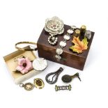 A quantity of costume jewellery, including a bakelite and white metal art deco bracelet, an Irish