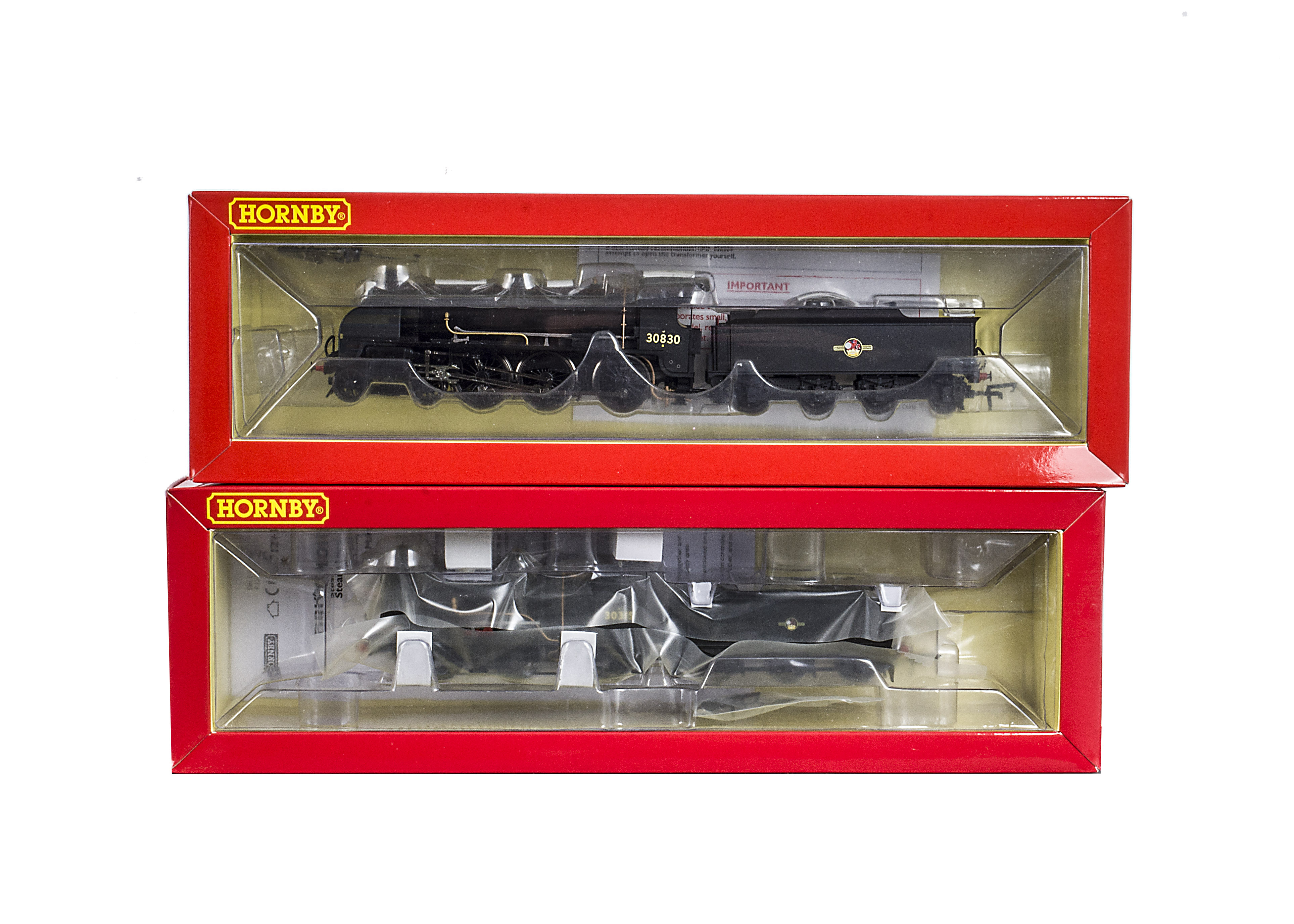 Hornby China 00 Gauge Steam Locomotive and Tenders, a boxed duo including R3329 BR S15 Class 30830