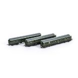 Tri-ang TT Gauge T190 T136 and T137 BR green 3-Car Diesel Railcar DMU, unboxed, G-VG (3)