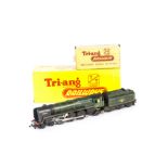 Tri-ang TT Gauge T97 Britannia Class 'Britannia' Locomotive and Tender, with solid spoked wheels, in