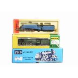 N Gauge Steam Locomotives and Tenders, a boxed trio including Hornby Minitrix N214 LNER Sir Nigel