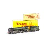 Tri-ang TT Gauge T97 Britannia Class 'Britannia' Locomotive and Tender, with solid spoked wheels, in