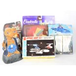 1980s and Later Games and Toys, various items including AMT 6677 snap together Star Trek three