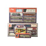 Lima OO and H0 Gauge Train Sets, comprising British market 'Road to Rail Terminal Set', missing