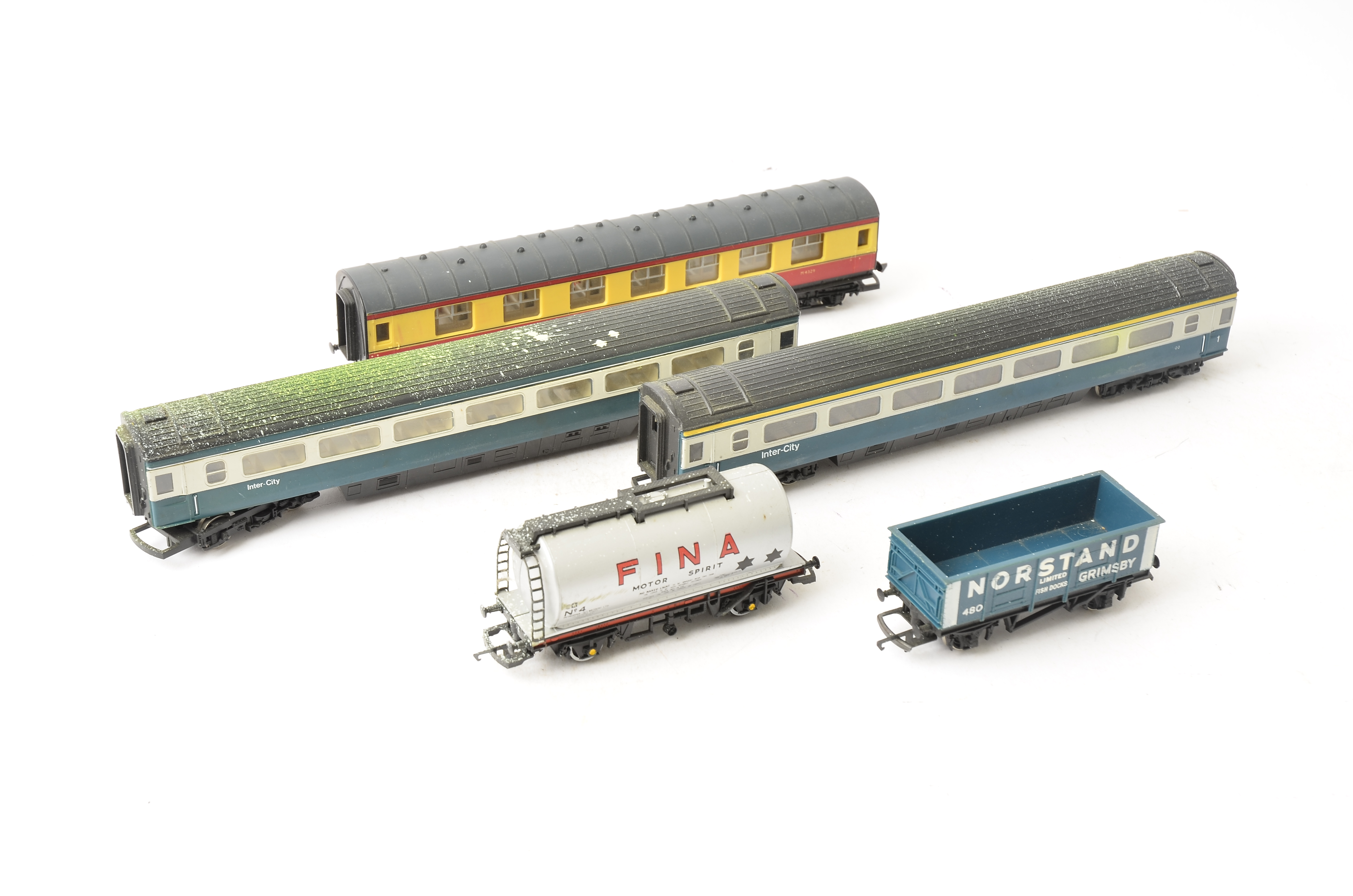 Unboxed Tri-ang Hornby and Lima 00 Gauge Trains , including Tri-ang T/C series diesel 1404 in