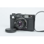 A Leica CL Camera, black, serial no. 1322455, 1973/4, shutter working, body F-G, meter untested,