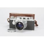 A Leica IIIc Camera serial no. 497013, 1950, shutter working, self-timer working, crinkling in