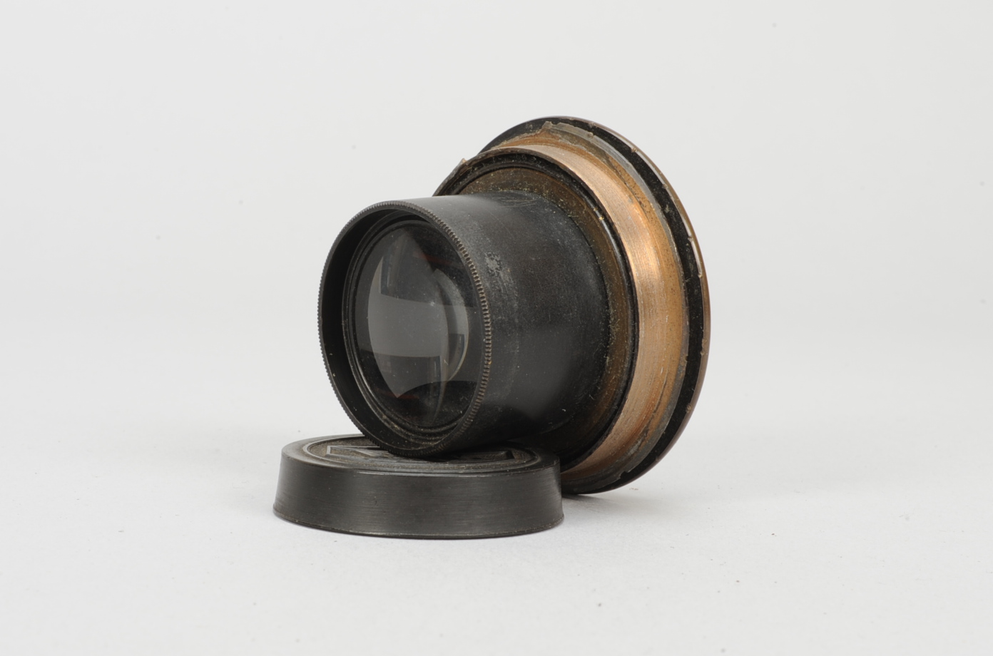 A Taylor-Hobson T-P Cooke Anastigmat 5in. f/4.5 Lens, serial no. 143050, circa 1930, barrel F,