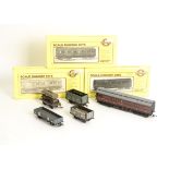 Unmade and Made-up Kit OO Gauge British Rolling Stock, comprising unmade Southern Pride class 419