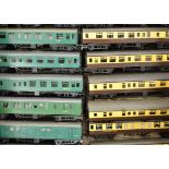 Tri-ang TT Gauge BR WR and BR SR Coaches, unboxed, WR chocolate and cream (12), SR green (9) and