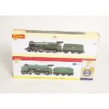 Hornby 00 Gauge BR and SR green Steam Locomotives and Tenders, R3118 BR 4-6-0 Castle Class 7023 '