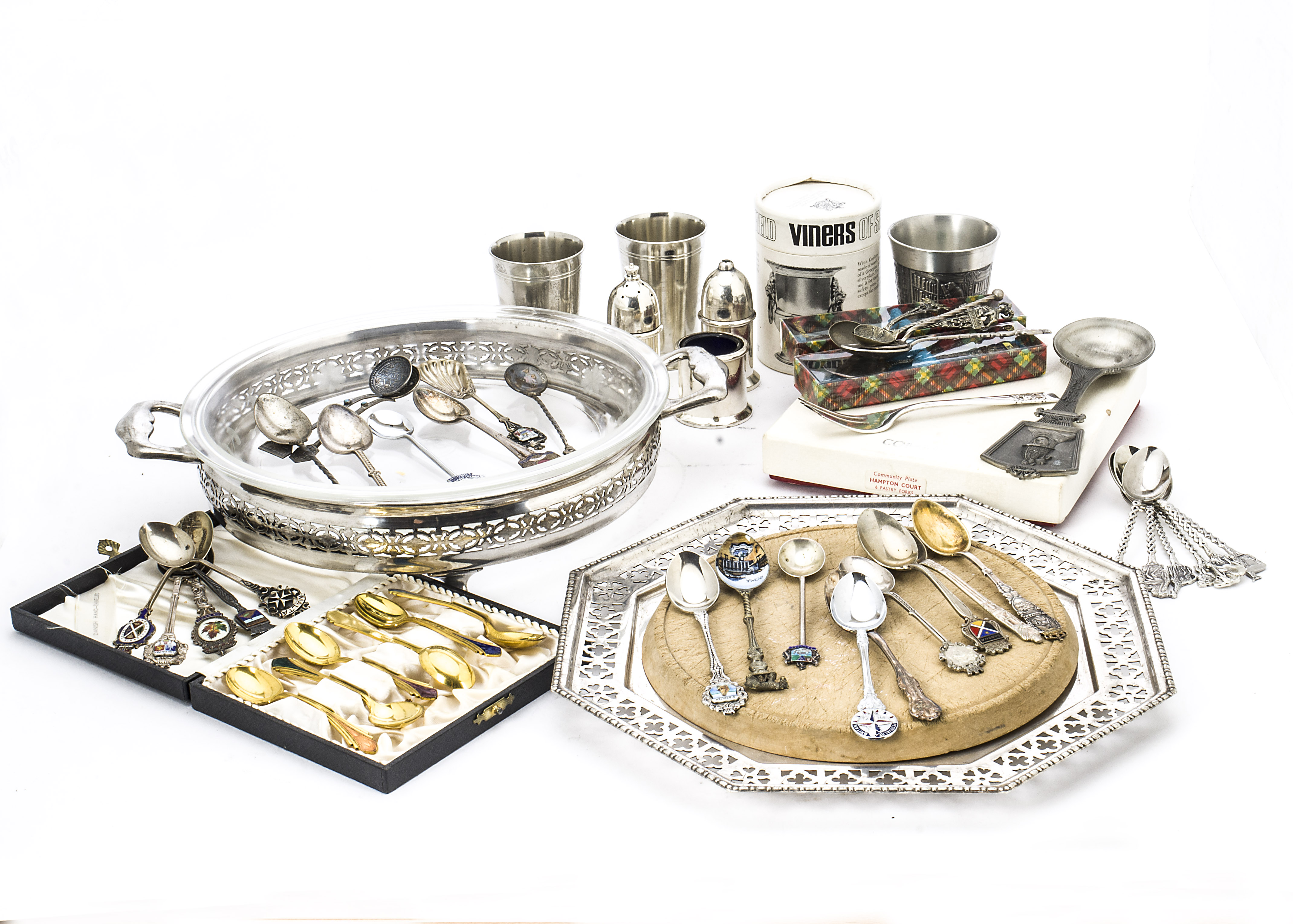 A collection of silver and silver plated items, including an Egyptian silver and niello cigarette - Image 2 of 2