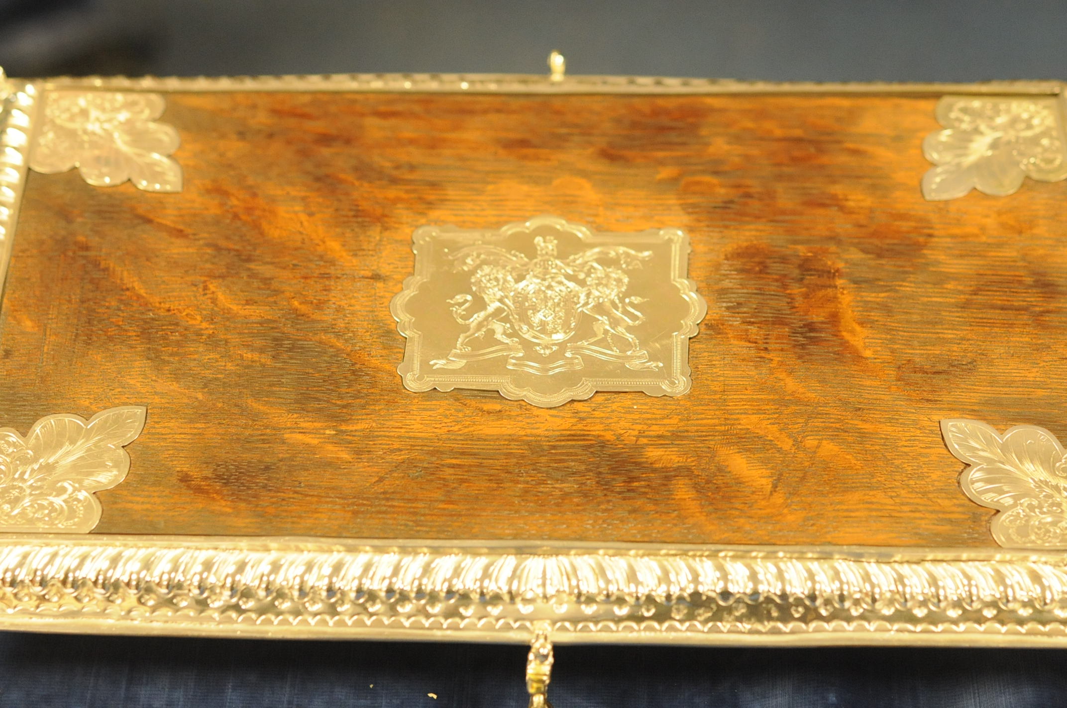 A miniature Queen Anne style Britannia silver and oak banquet table, together with a collection of - Image 4 of 9