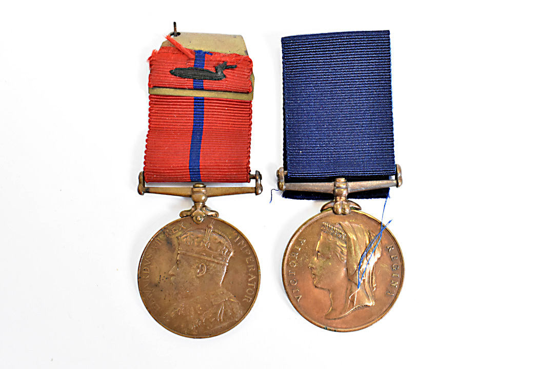 A Medal duo for F.G Cullum (PC 54), born in Newbury, Berkshire, comprising the Metropolitan Police