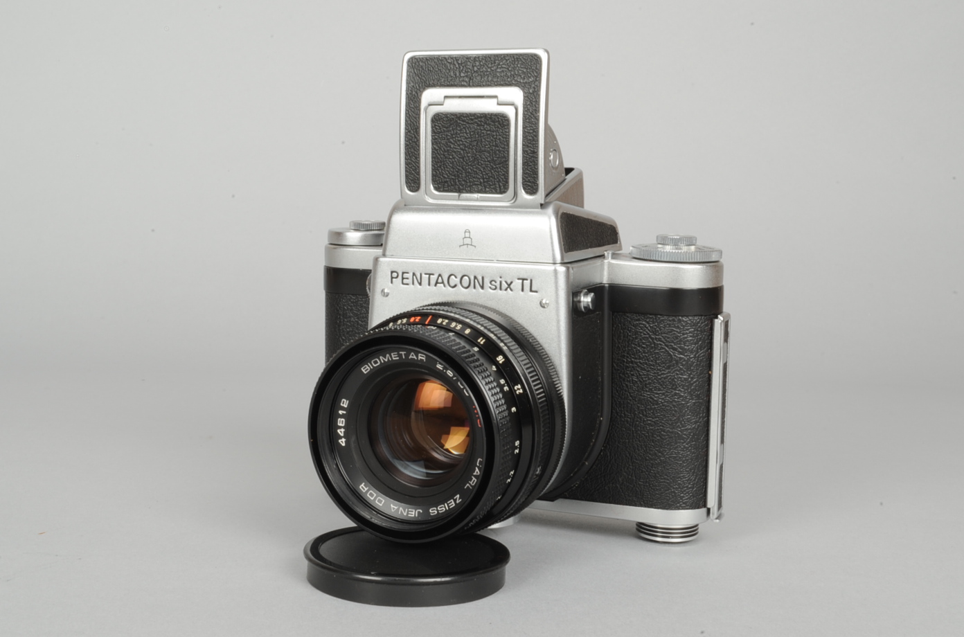 A Pentacon Six TL Camera, shutter working, timer working, body VG, with Carl Zeiss Jena 80mm f2.8